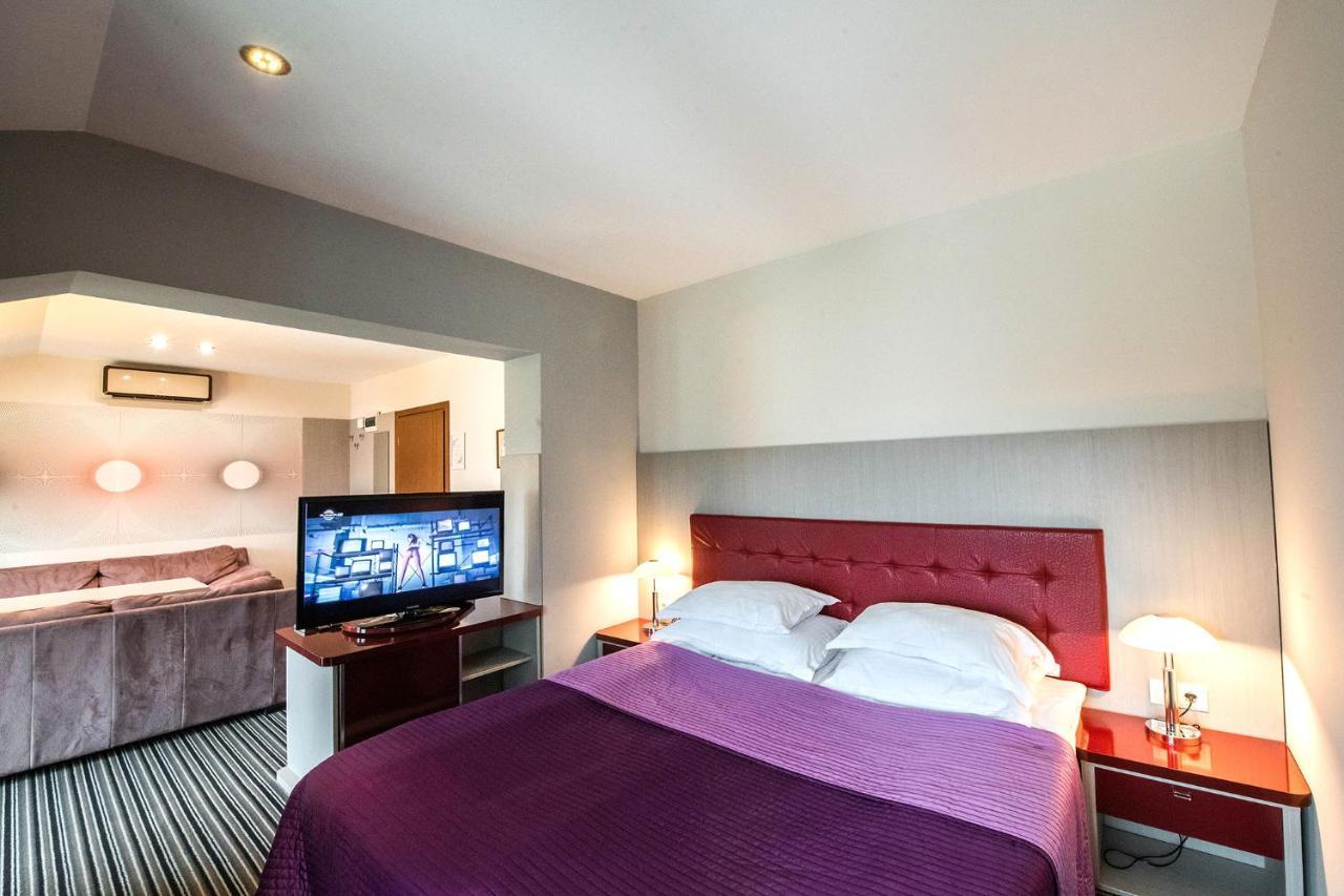 Hotel Villa Ekaterina Vakarel Экстерьер фото